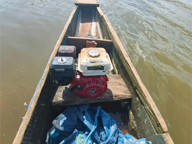 COMMUNIQUE DE PRESSE RELATIF AU CHAVIREMENT D'UNE PIROGUE